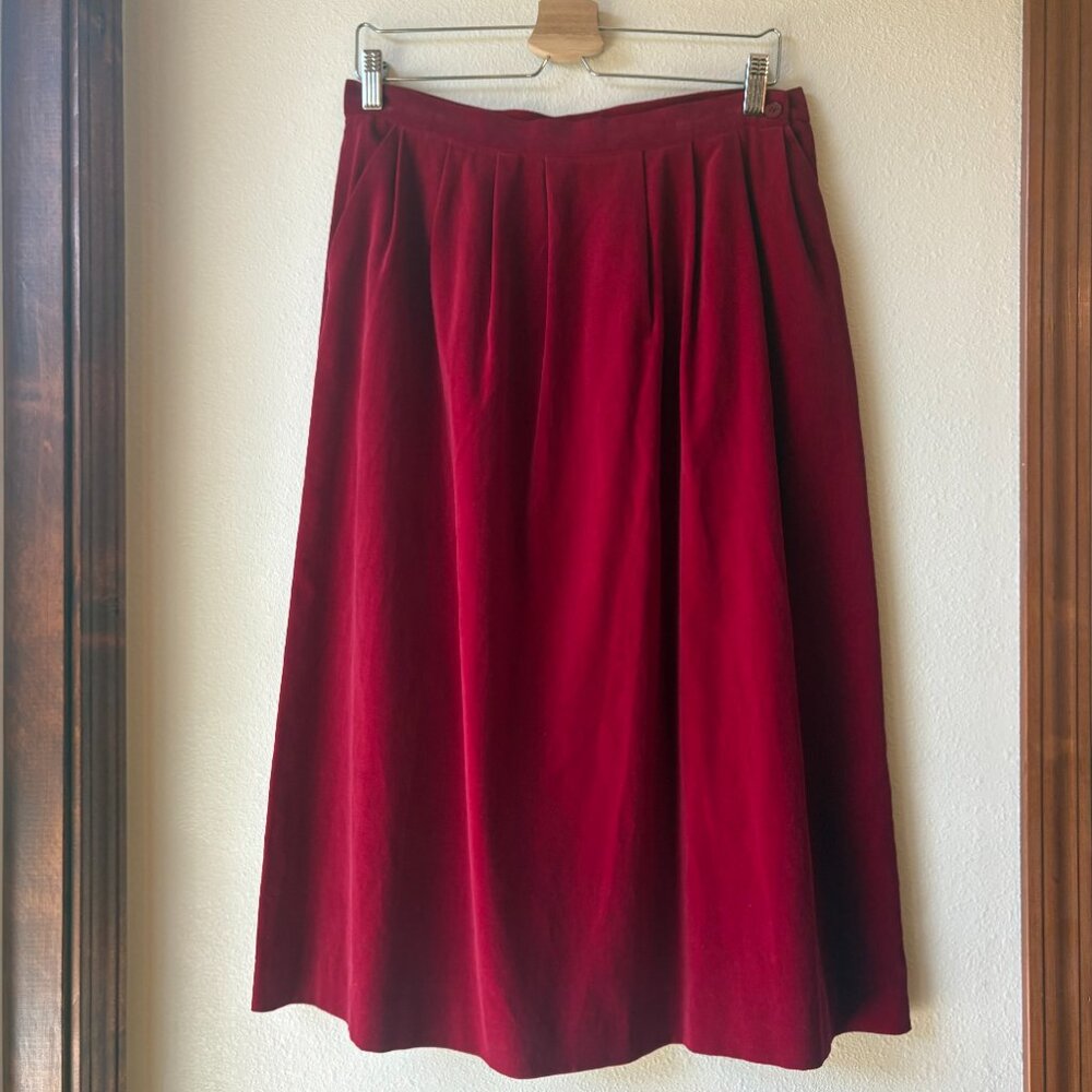 VTG Red Velvet Pleated Midi Skirt Made in Japan 100% Cotton Valentine's Sz 10 - Picture 2 of 8